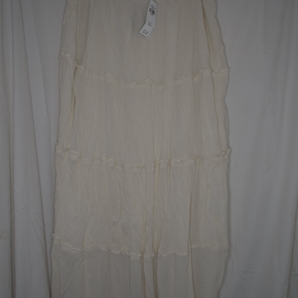 Hollister Cream Maxi Skirt